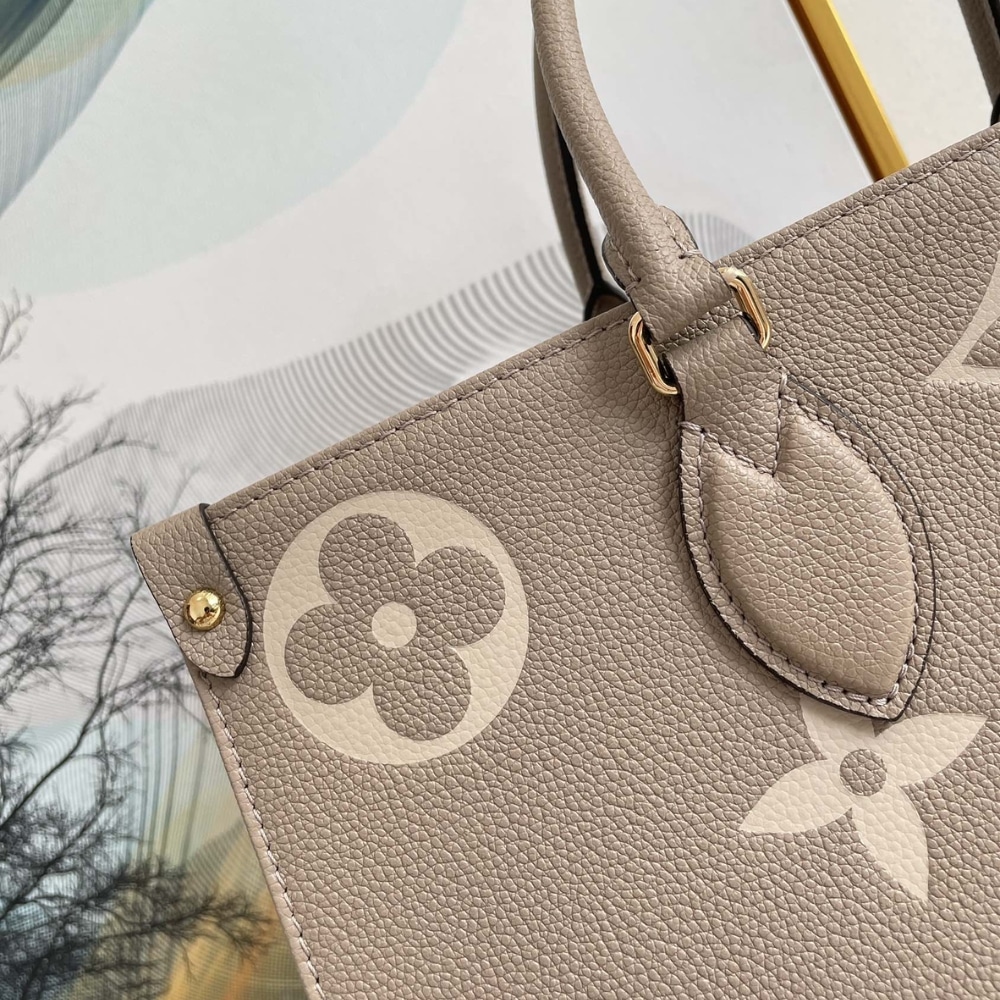 Louis Vuitton Onthego MM Monogram Empreinte Leather Tote Bag Dove Cream 35cm M45494 - Image 4