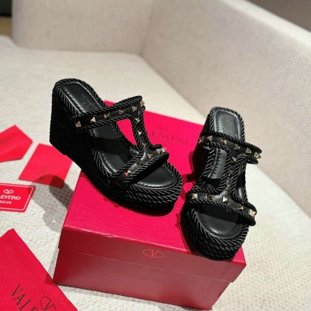 Valentino Garavani Rockstud Wedge Sandals Black - Image 3