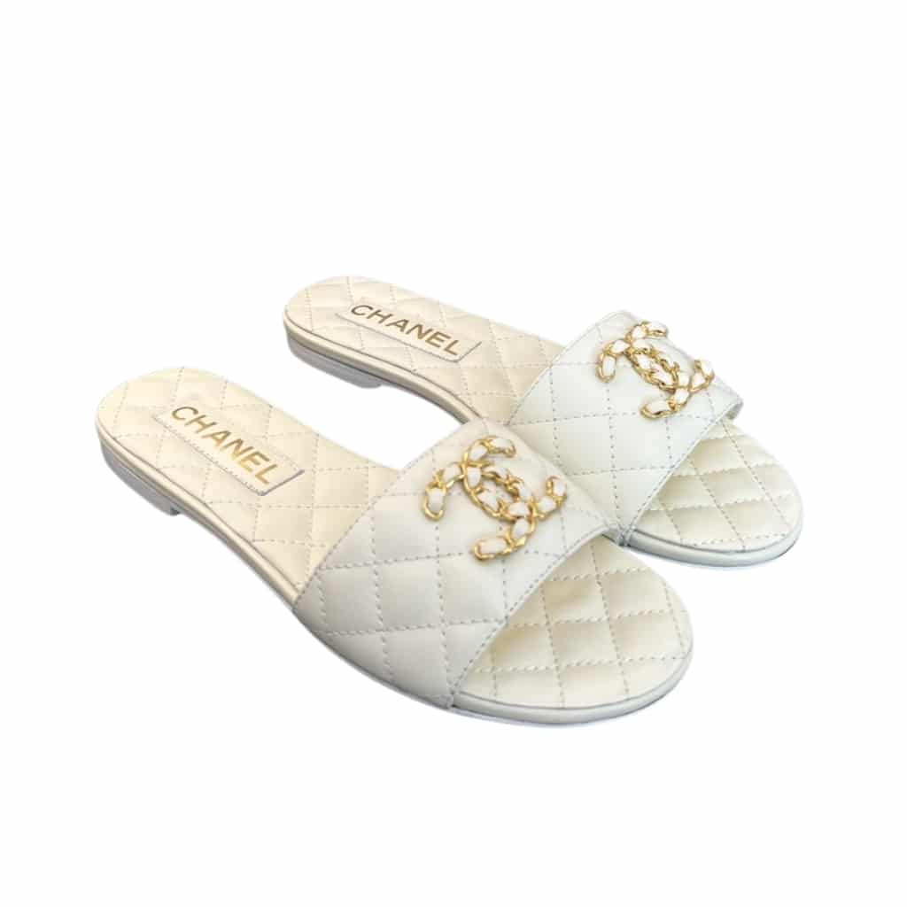 Chanel 23P Chain CC Slide Mules Quilted Leather White